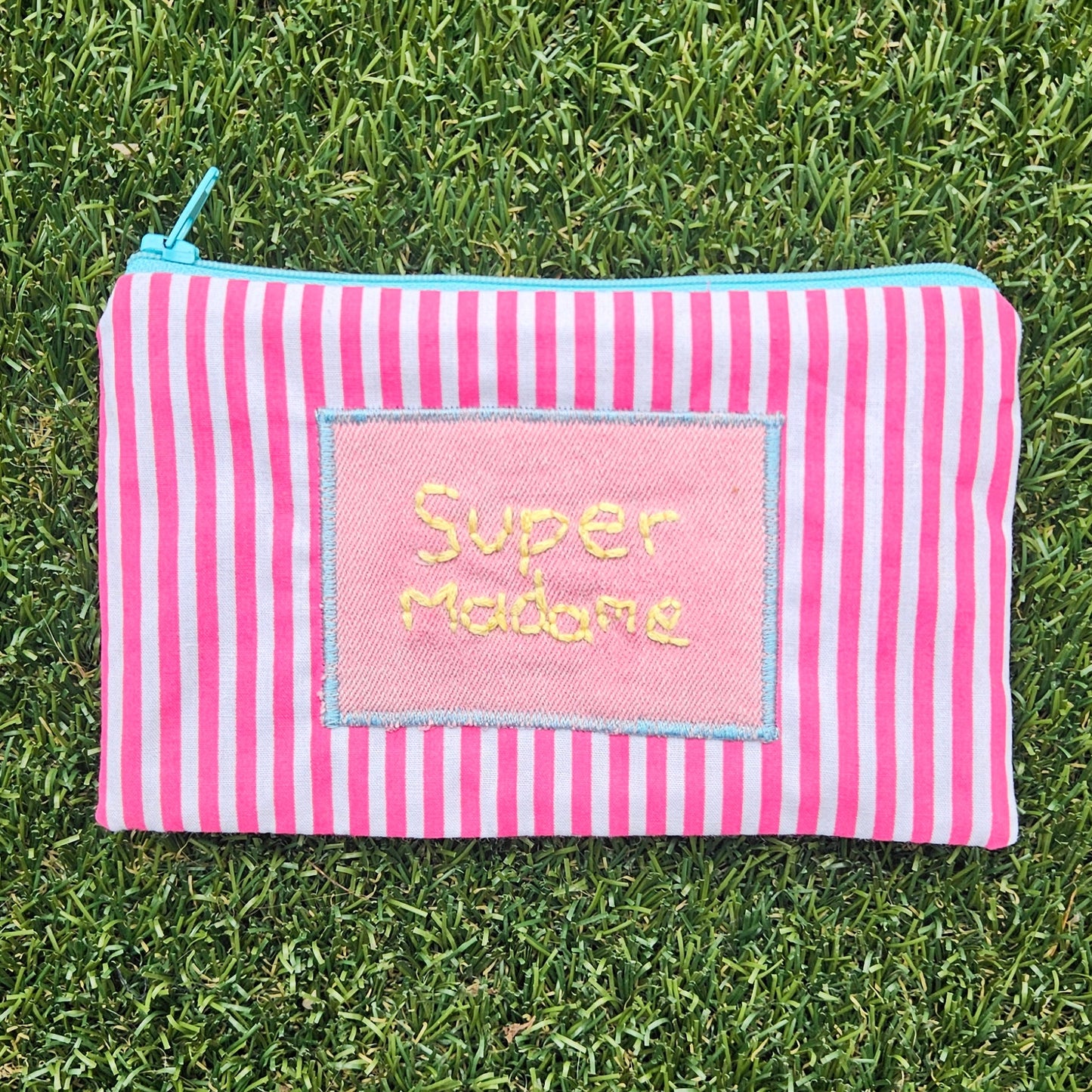 Mini-Pochette brodée
